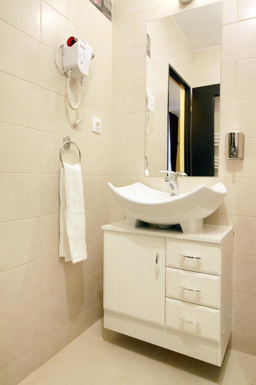 סיביו Arhivelor Studios חדר תמונה